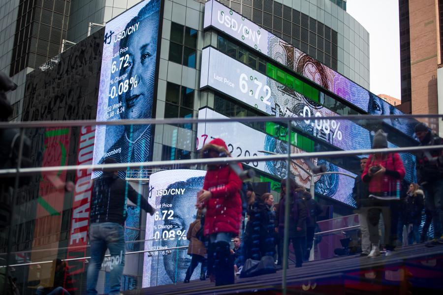 U.S. Political Risks Spell Trouble For U.S. Dollar