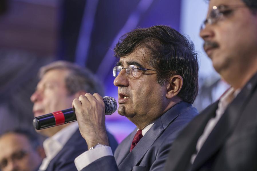 Revenue Falls As Tata Motors Ends FY 2019