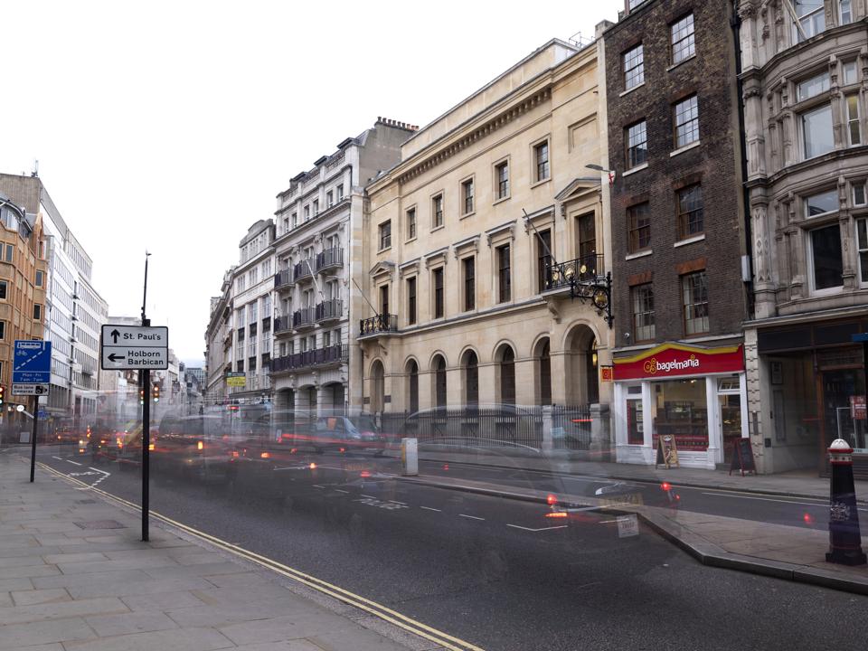 Motor traffic in London, U.K. Photographer: Bryn Colton/Bloomberg