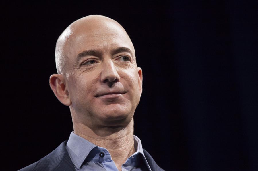 The Investors Profiting From Amazon Hitting $1 Trillion