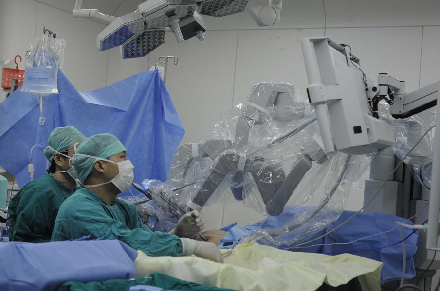 Earnings Preview: What To Expect From Intuitive Surgical On Thursday