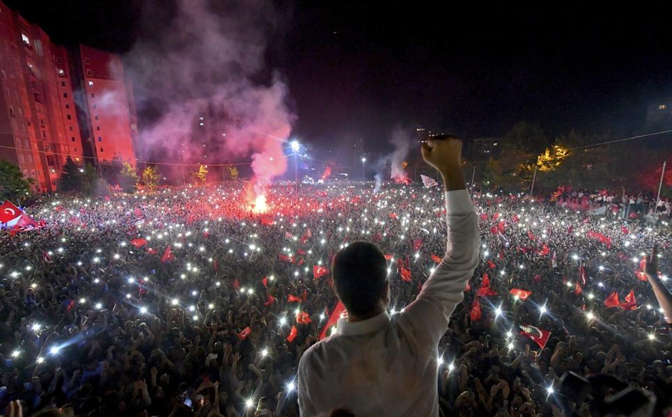 Can Istanbul's New Mayor Stem Turkey's Capital Flight?