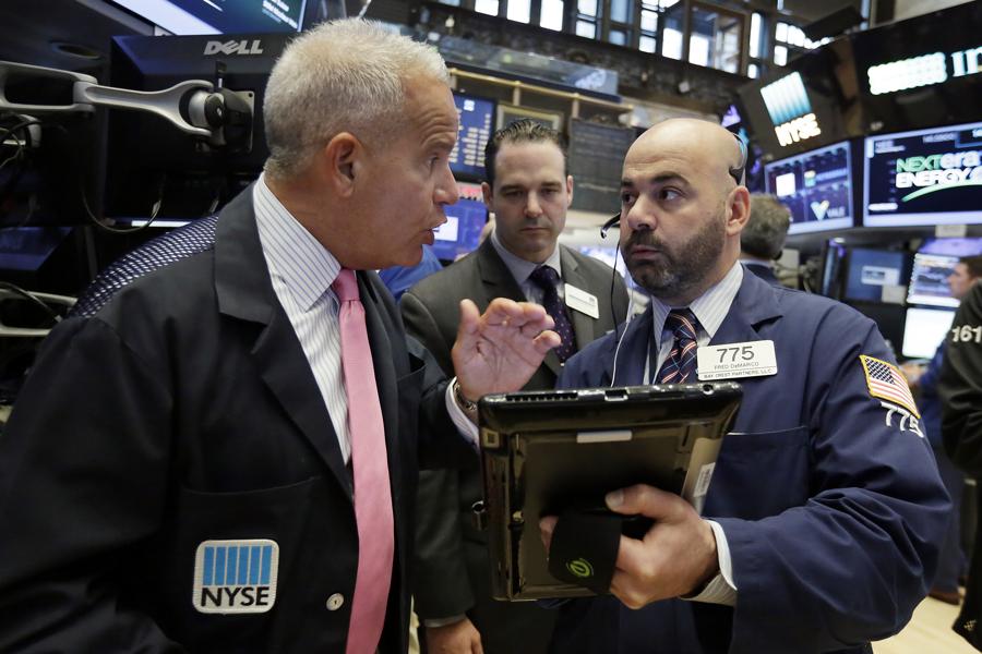 Here's Why You May Miss Important Buy And Sell Signals