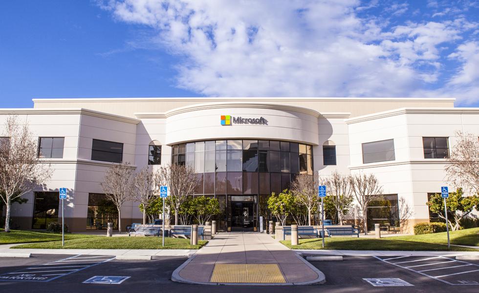 Sapho Vies With Microsoft SharePoint To Boost Employee Engagement