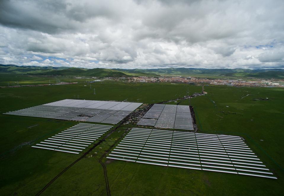 How China Helped And Hindered Apple's Quest To Run On 100% Renewable Energy