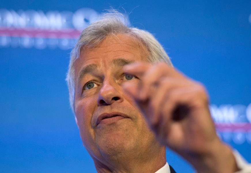 Investment Experts Take Stock Of Asset Managers