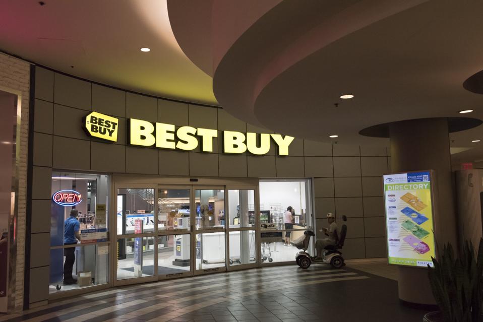 Good Isn't Good Enough Shares Of Gap And Best Buy Drop After Earnings