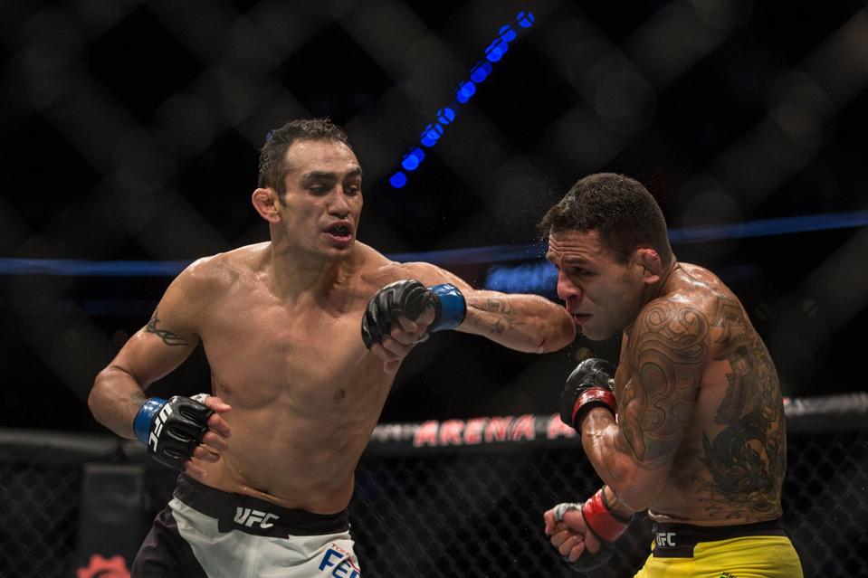 Inkl Ufc 223 Full Fight Video Tony Ferguson Tops Rafael Dos Anjos In Bonus Winning Performance Forbes