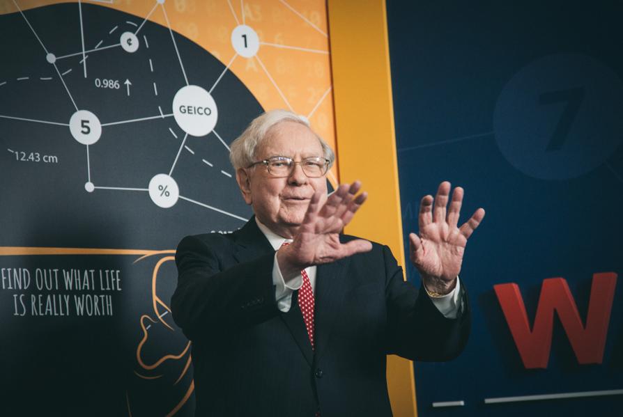 Warren Buffett Should Pay Berkshire Investors Dividends Now