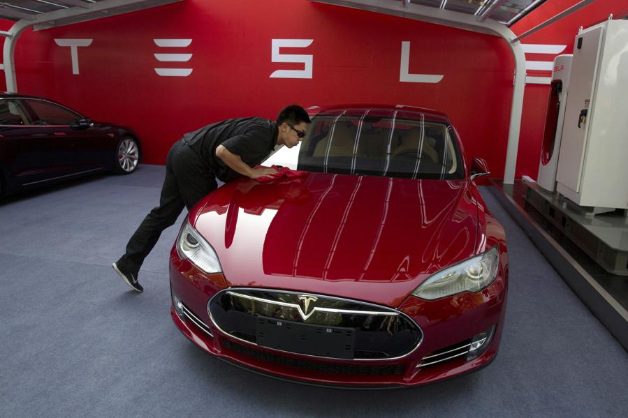 Tesla Is Still On The Right Track