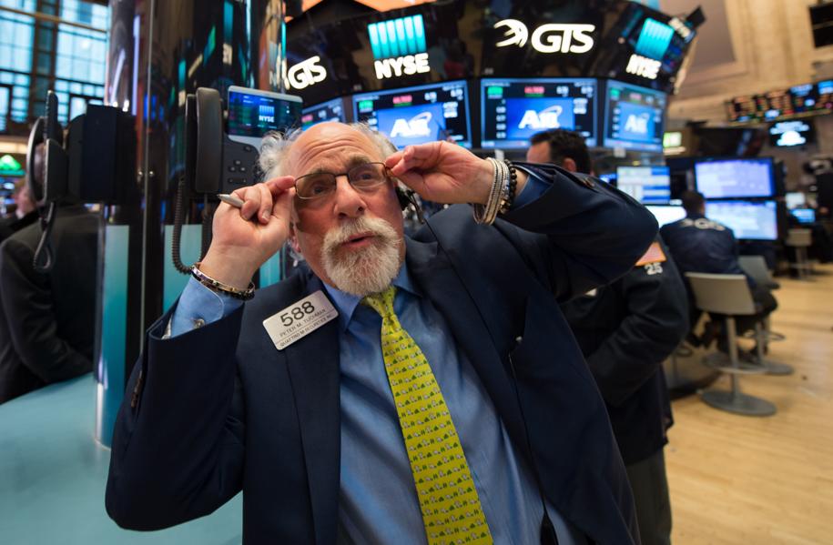 Investor Sentiment Survey: Optimism Declines, Now Back To Typical Level