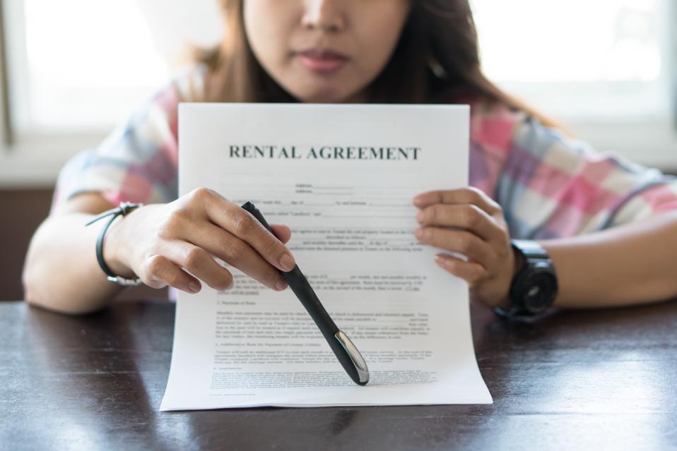 Better Than Real Estate: 2 Buys For 8%+ In Cash