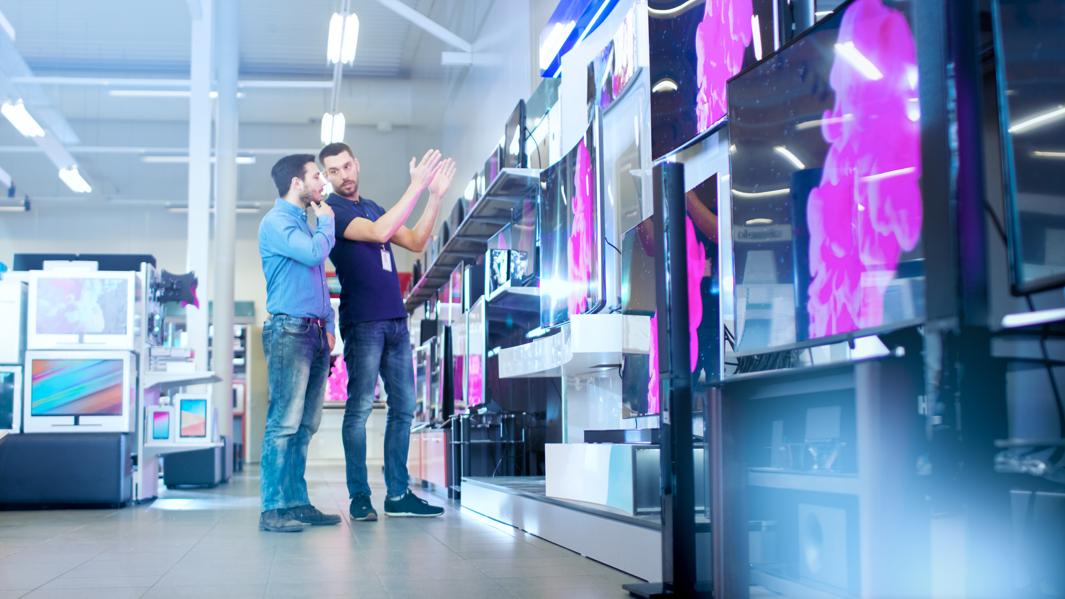 Why Gamers Should Wait Until 2018 To Buy A New 4K TV