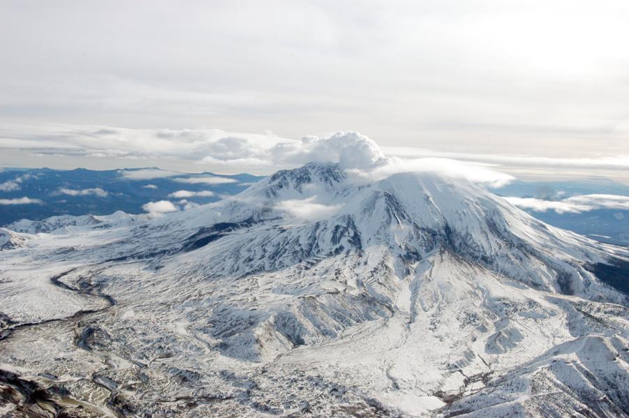 Mount St. Helens Is Rumbling Again With 40 Earthquakes Since New Years Day