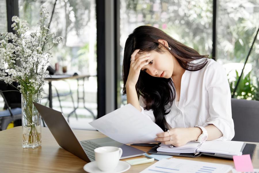Tis' The Season To Stress: An Expert's Tips On Surviving The Pre-Holiday Sprint