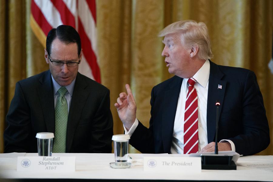 AT&T Is Handing Out $1,000 Bonuses To Its Employees After Tax Bill Passes
