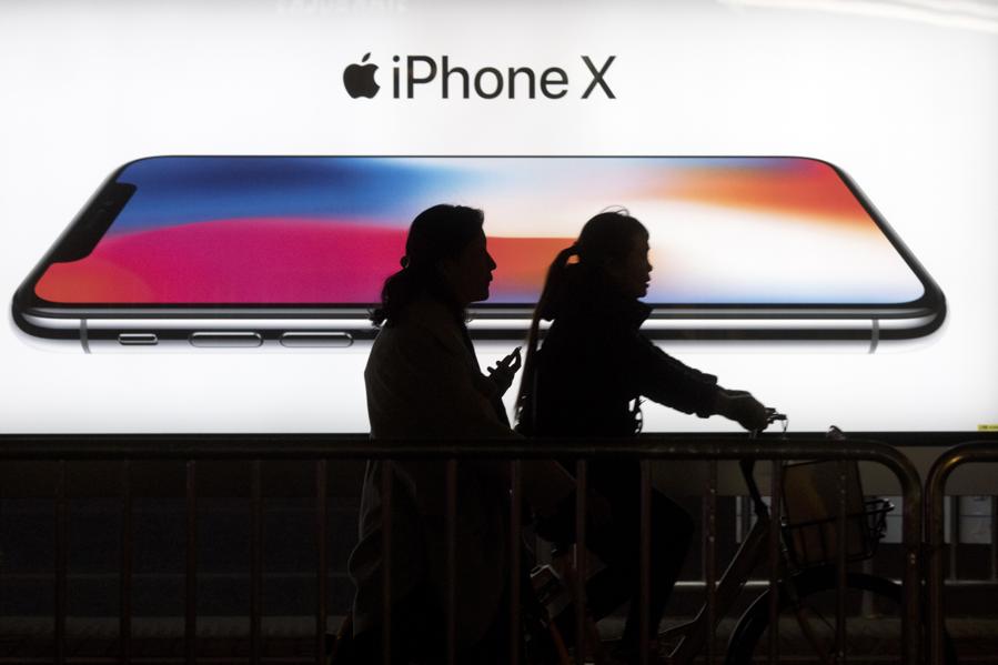 Apple Q1 Preview: How Will The New iPhones Fare?