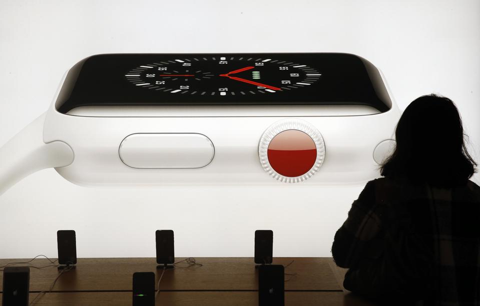 Bigger Apple Watch Series 4 Will Boast Better Battery Life