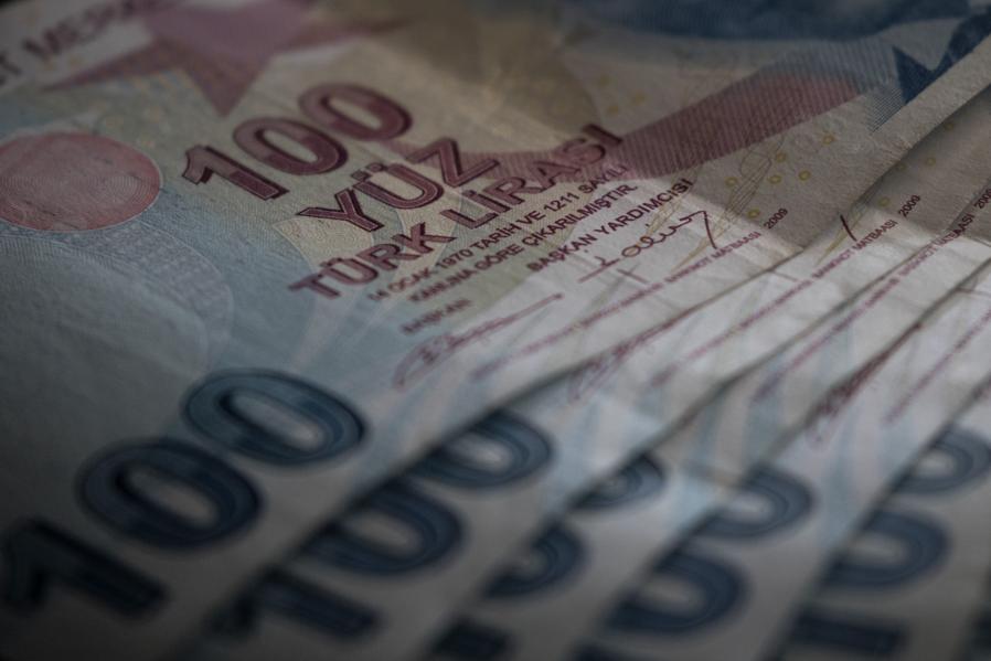 Local Currency EM Bonds: An Asset Class Where Knowledge Is King And Lady Luck Is Queen