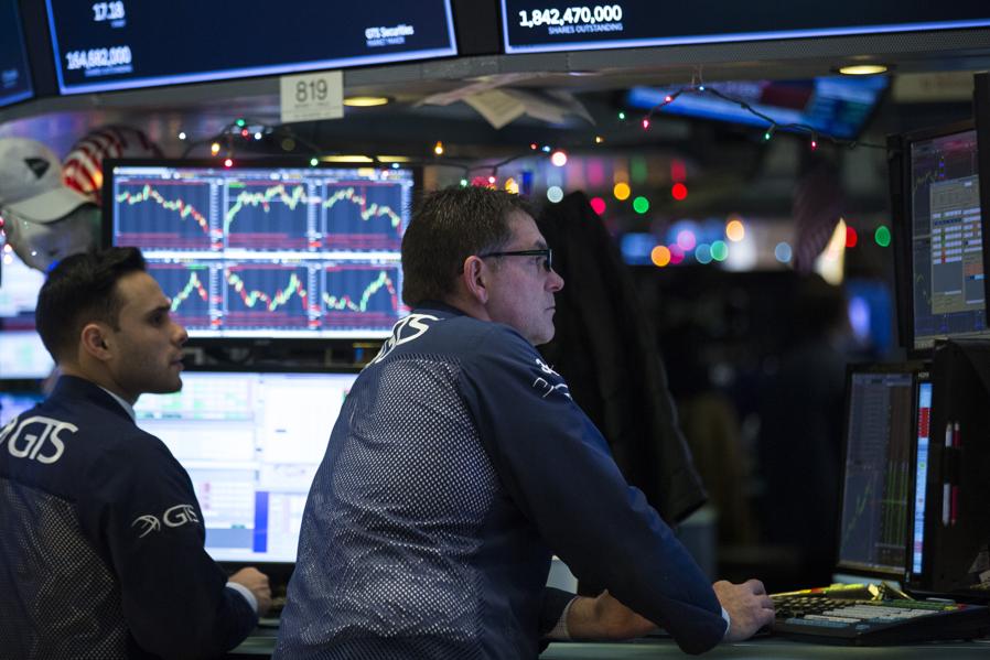 New Highs For The Dow, S&P And Nasdaq While Small-Caps, Other Global Averages Lag