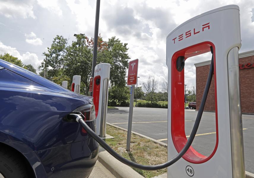 How Tesla's Deliveries Compare With Luxury Rivals Audi, BMW, Mercedes