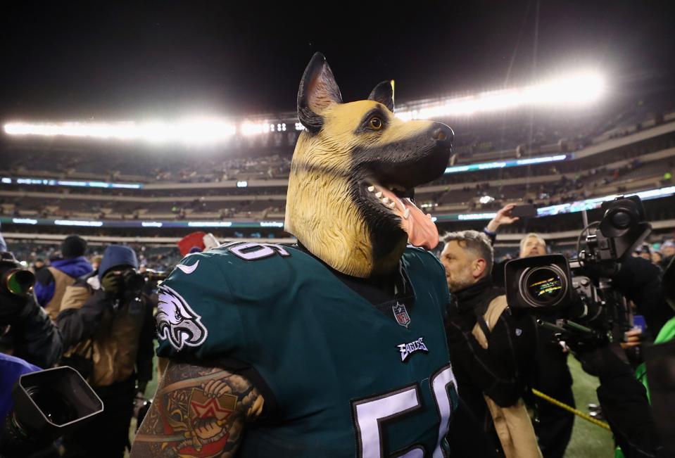 The Philadelphia Eagles Underdog Motivation Masks Roll On the-philadelphia-eagles-underdog-motivation-masks-roll-on