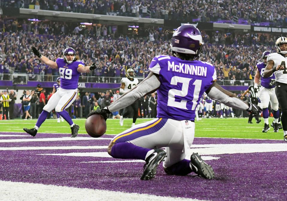 2018 NFL Salaries Le'Veon Bell And The Top Salary Cap Hits For Running