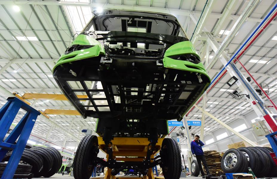 Electric Vehicles Begin To Bite Into Oil Demand