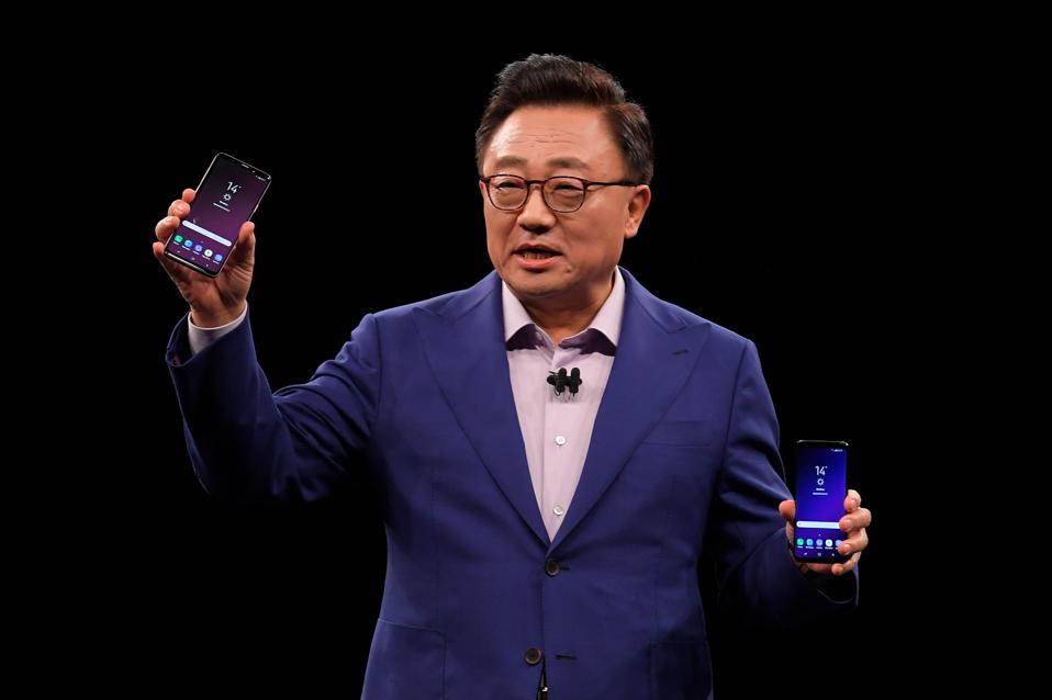 Galaxy S10 Plus Leak Highlights New Revolutionary Features