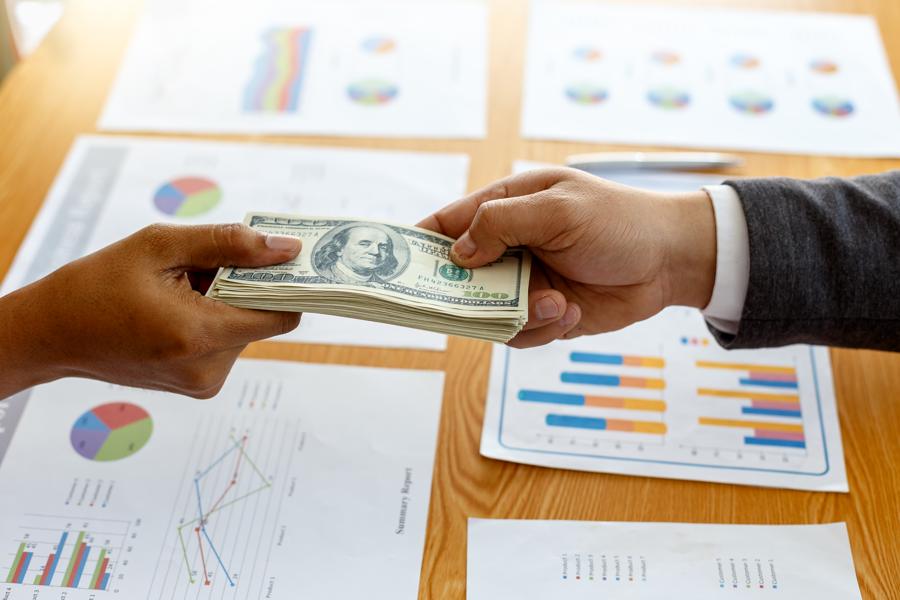 3 Mistakes To Avoid When Asking For A Raise