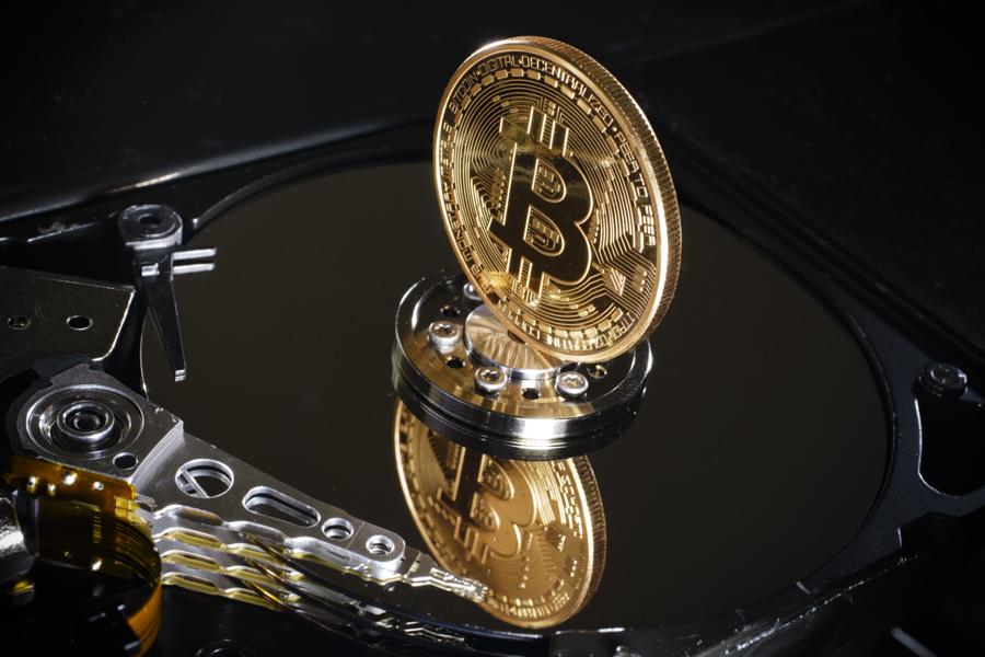 Goldman Sachs Bitcoin Endorsement Leads Institutional Investor Cryptocurrency Push