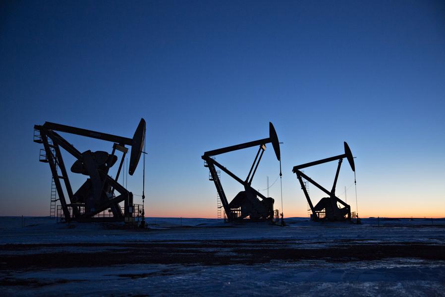 Energy Sector Turns South As Crude Oil Retreats Amid Global Growth Worries
