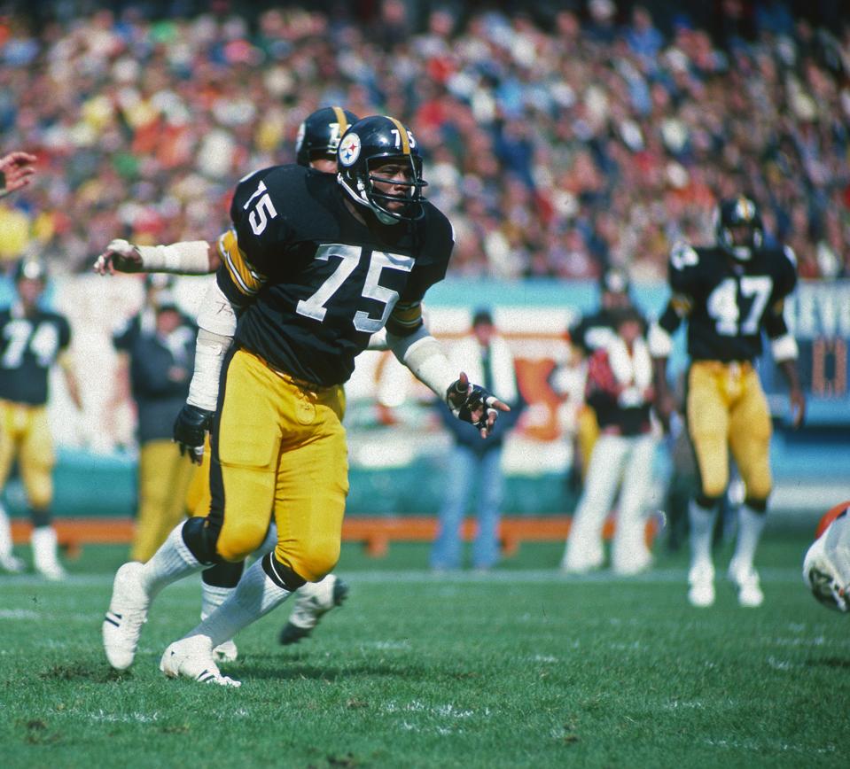 Pittsburgh Steelers Bring Back Classic Look With Latest Throwback Uniform