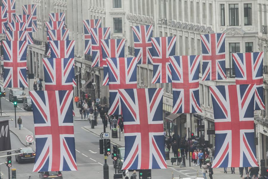 2 FTSE 100 Stocks That Could Spike This Week