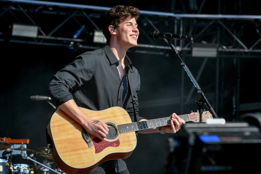 Shawn Mendes' Self-Titled New Album Opens At No. 1, Becoming His Third Leader