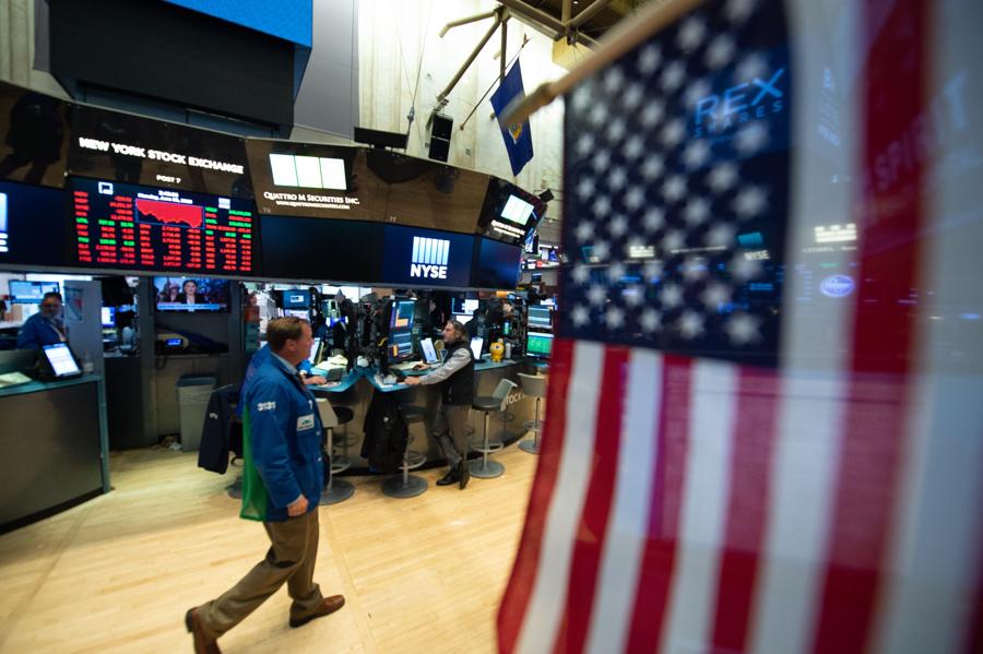 Looking For Leading Stocks? 3 Strong Stocks For Your Review