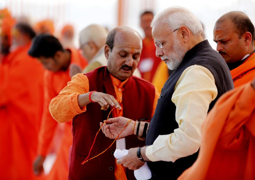 Lower Oil Prices Could Boost Modi In 2019