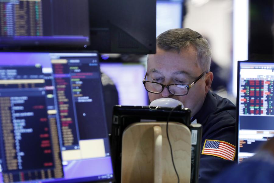Apple Today, Powell Tomorrow: Busy Earnings And Fed Week Continues
