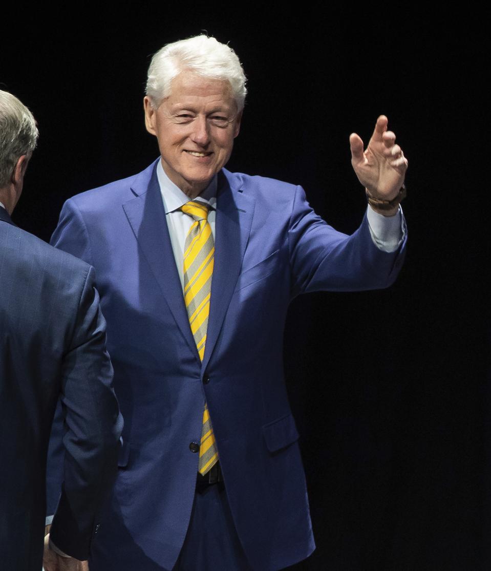 Do Extroverts Make Better Leaders?