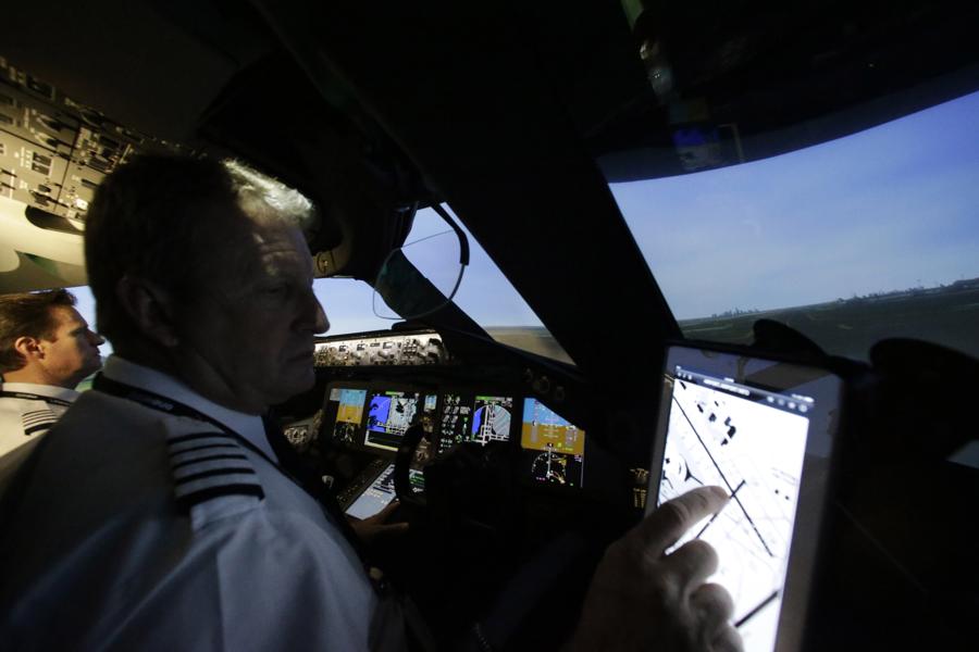 Bah Humbug To Double Time; AA Pilots Resist Christmas Flying