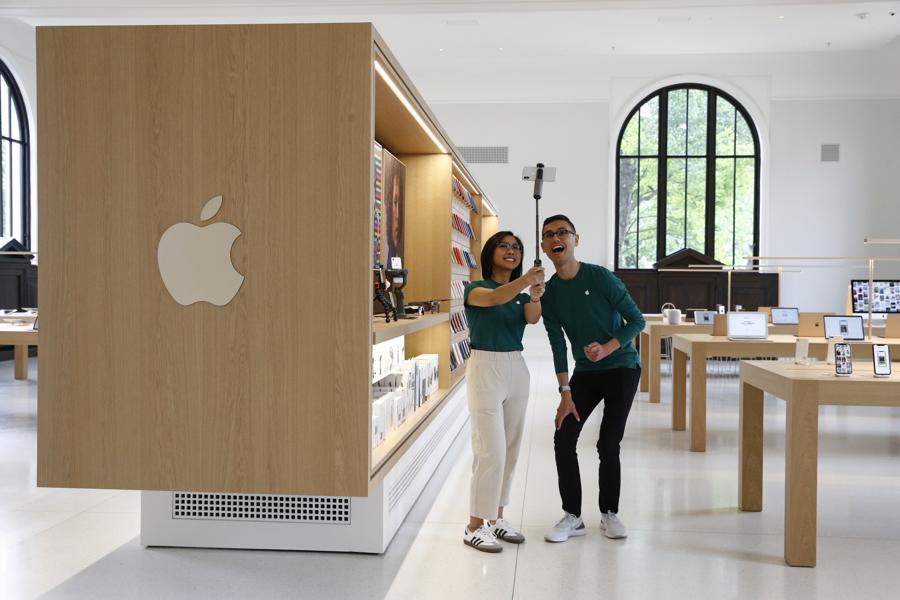 What's The Impact If Apple's Products Are Banned By China: An Interactive Analysis