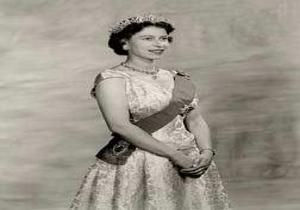 Queen Elizabeth's Diamond Jewelry Exhibition Opens