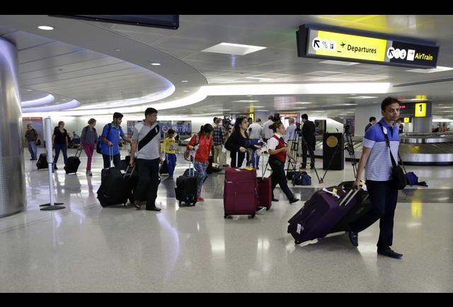 frequent flyer denied second carry on bag demands an radio flyer traveler
