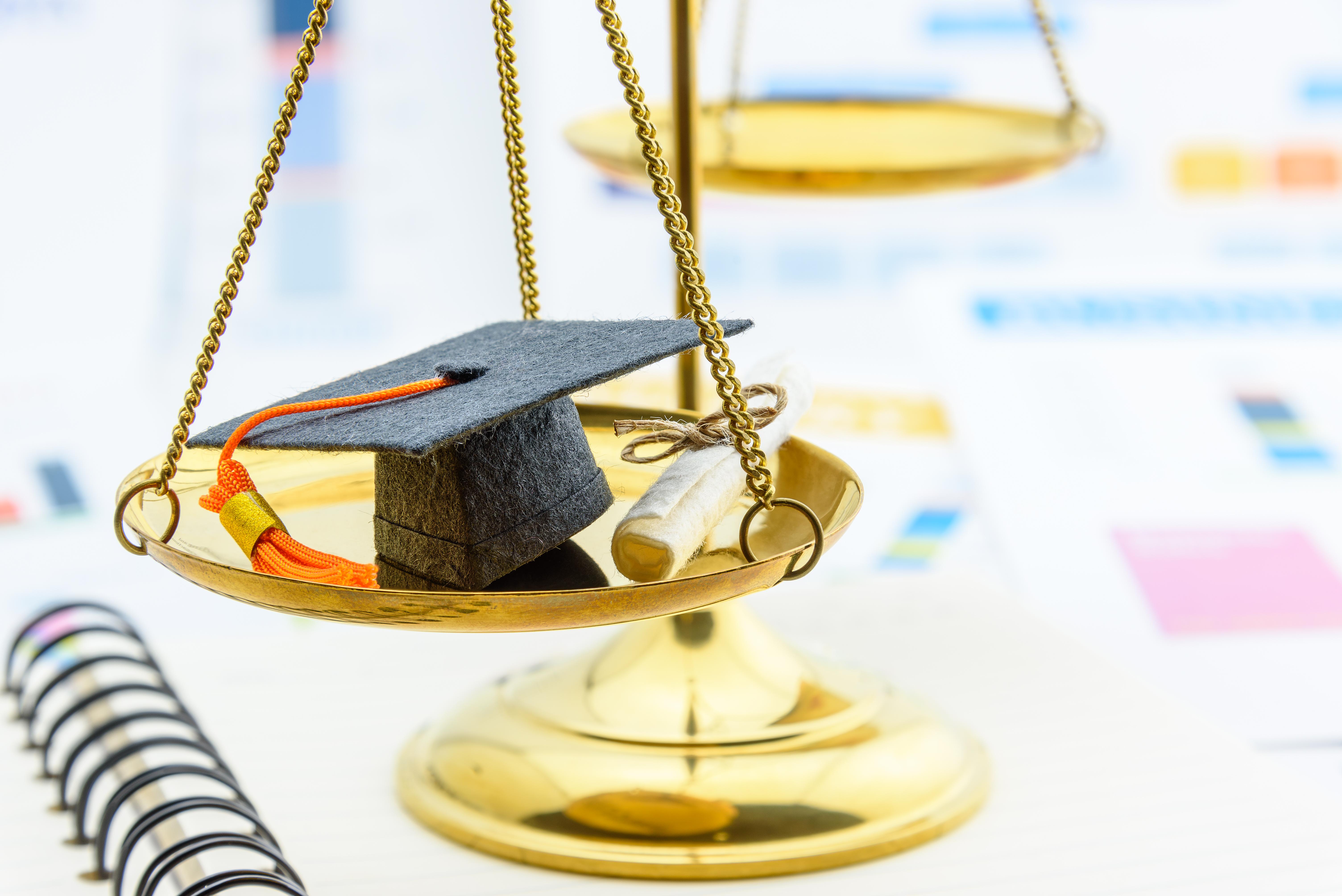 Sharp Decline In Student Transfers Continues To Plague Community Colleges - Vimarsana News