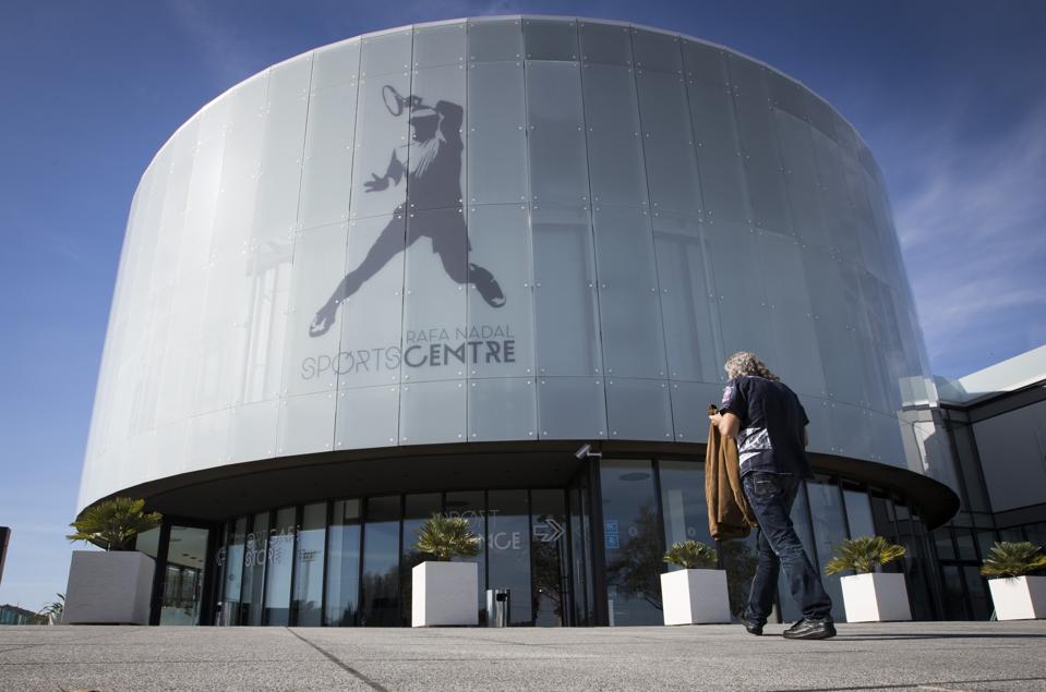 Face Masks No Fans No Fines For Bad Behavior Rafael Nadal Mouratoglou And Germany Unveil Tennis 2 0