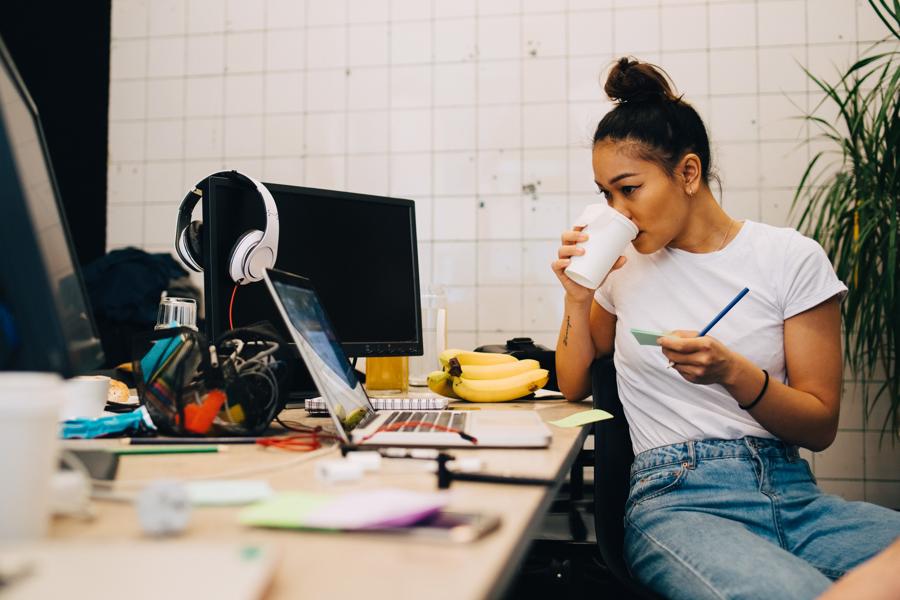 3 Ways We Hold Female Entrepreneurs Back