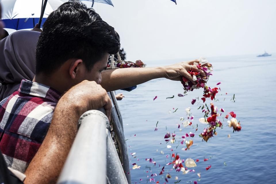 The Lion Air Disaster Began Before MCAS Activated