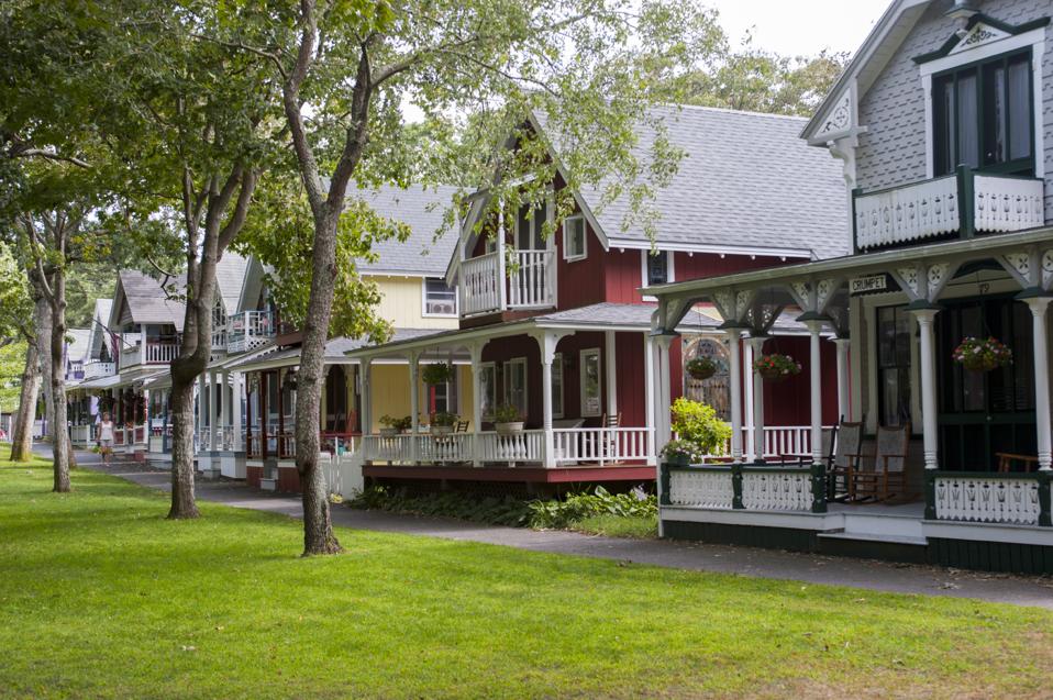 Martha's Vineyard frame houses