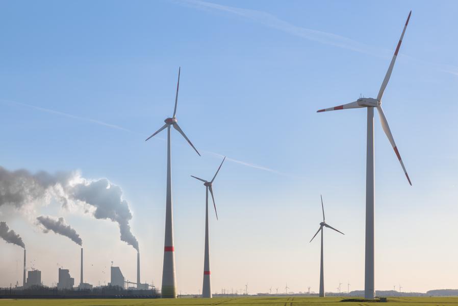 Clean Power Crowds Out Dirty Coal As Costs Reach Tipping Point
