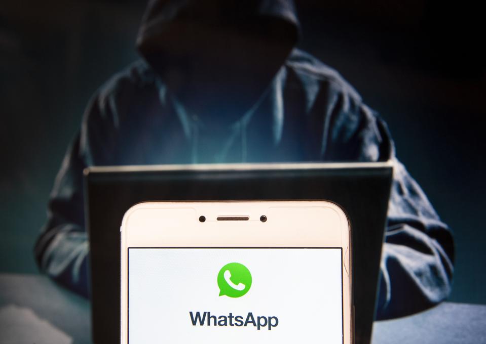 Whatsapp Users Beware This Stupidly Simple New Hack Puts You At Risk Here S What You Do